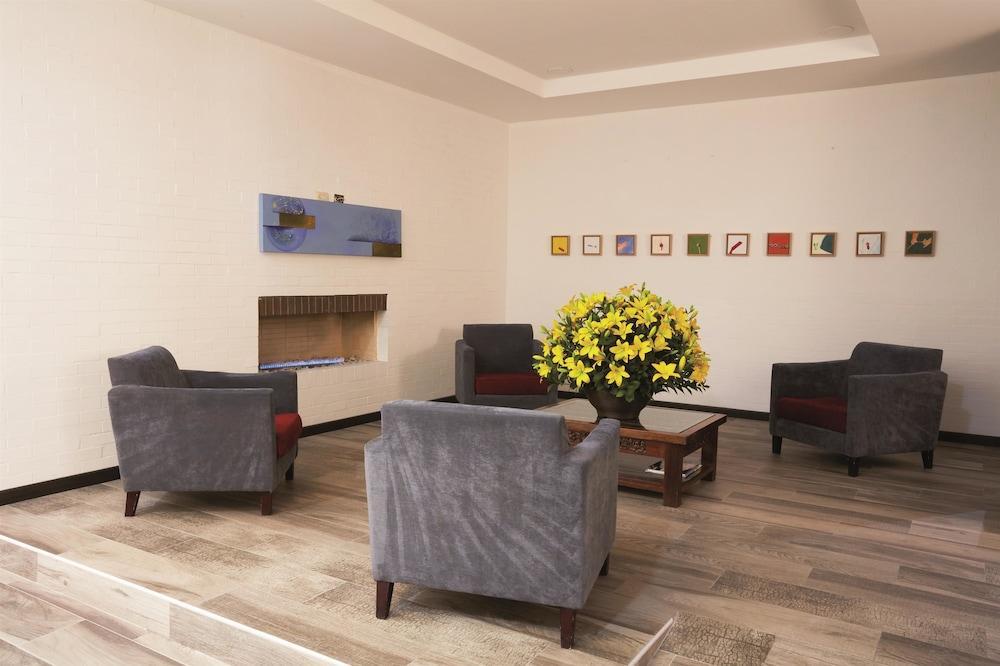 Best Western Calleja Suites Bogota Exterior photo